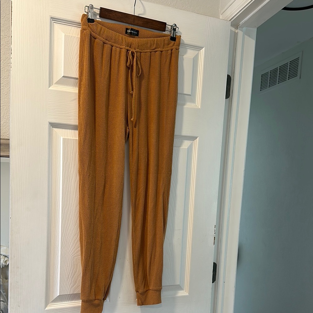 Carbon 38 Women’s Ribbed Jogger Drawstring Pants